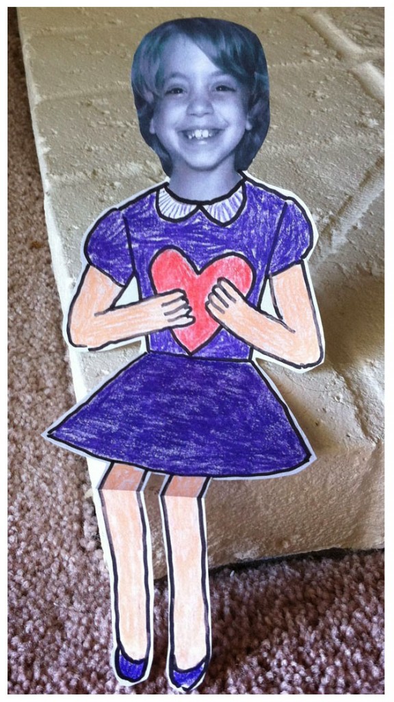 Easy Valentine Card Ideas for kids, made drawing and a photo.