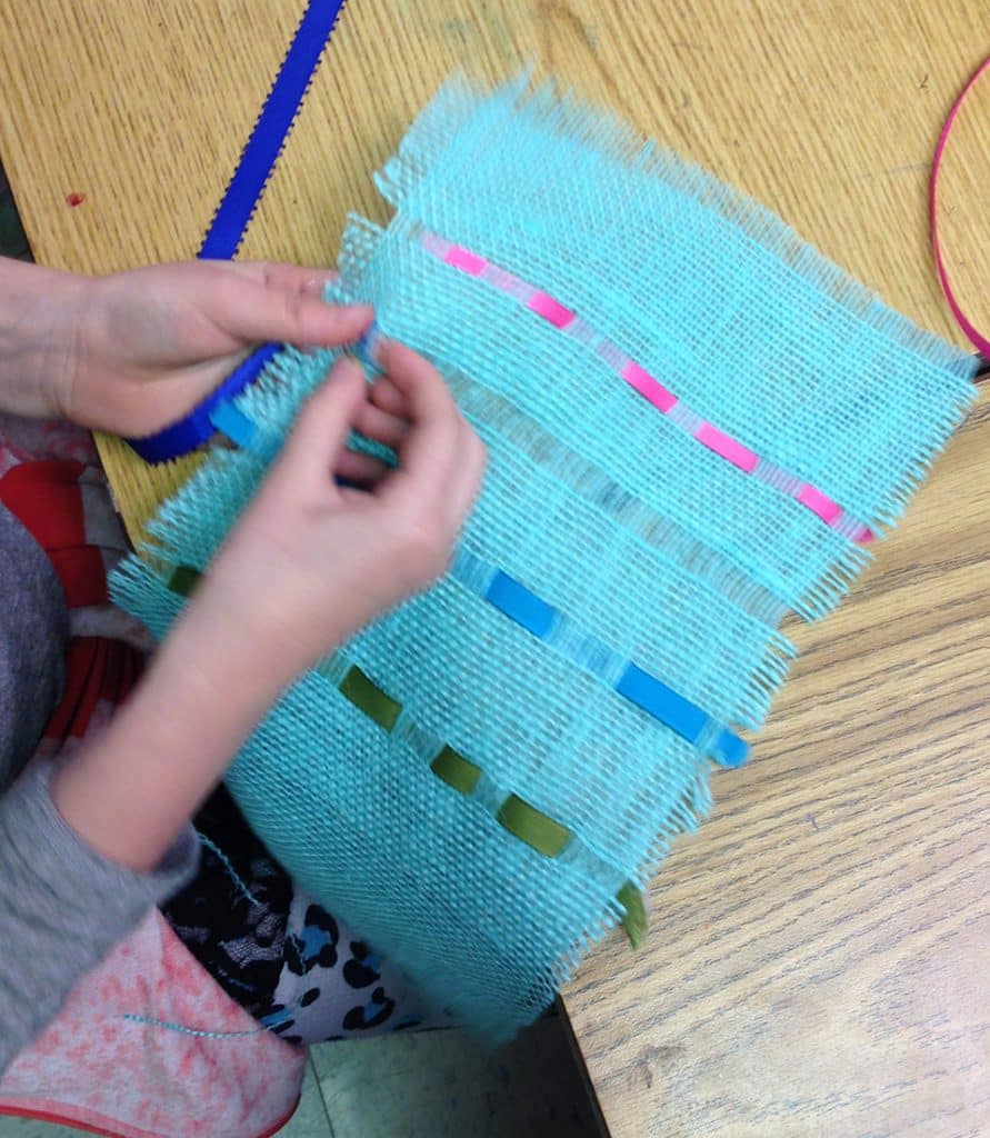 Weaving projects for kids with burlap and ribbon. 