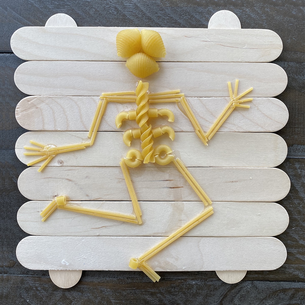 Halloween Crafts for Kids: How to Make a Pasta Skeleton